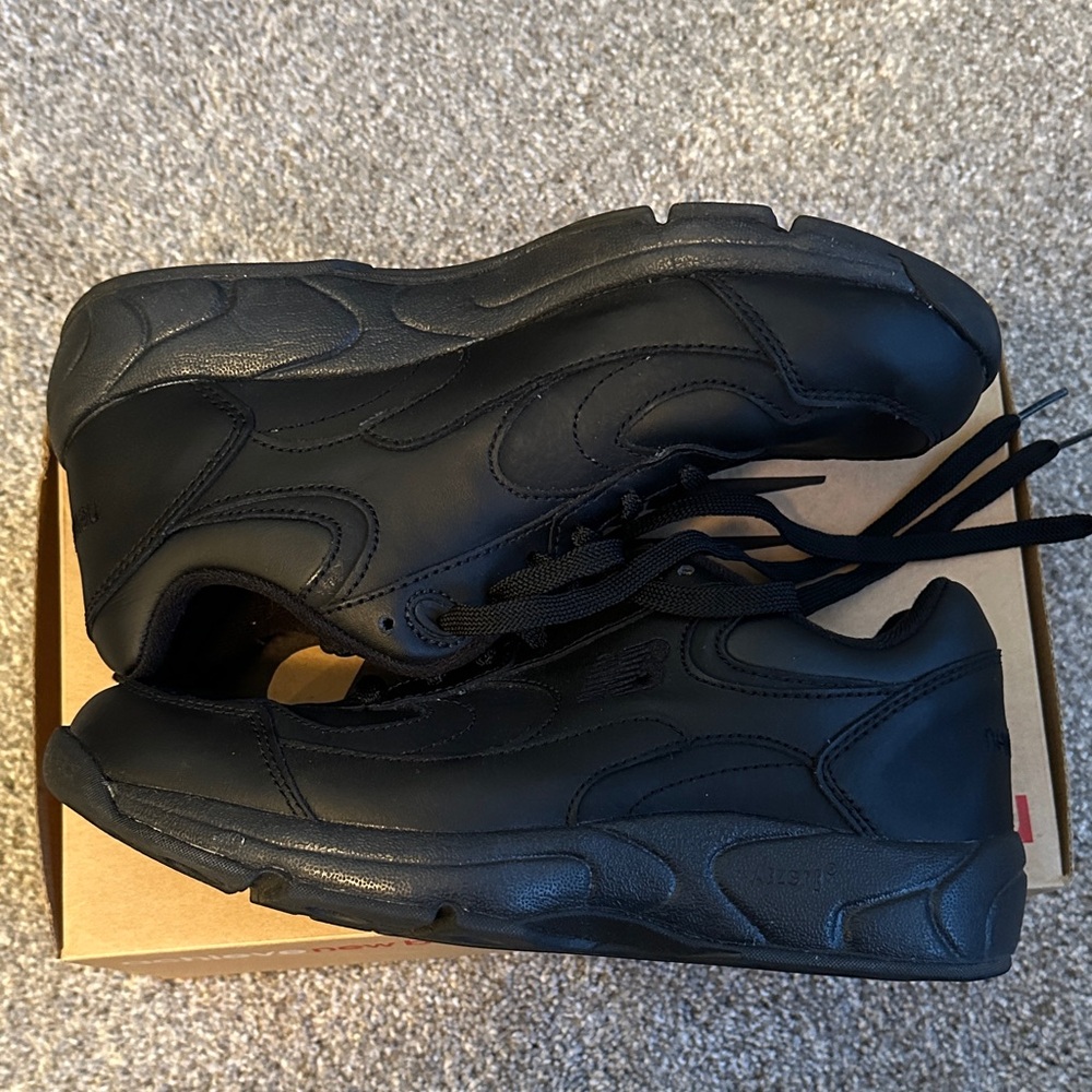 New Balance Women’s All-Black Sneakers. Worn once. 7.5 - Picture 3 of 6